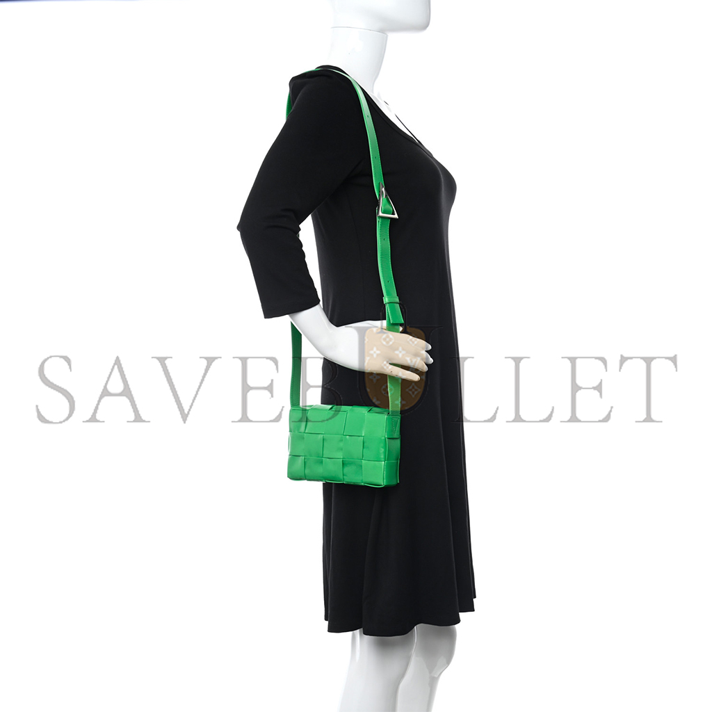 bo*te*ga Ve*ne*ta paper calfskin maxi intrecciato small cassette crossbody bag grass  (23*15*5.5cm)